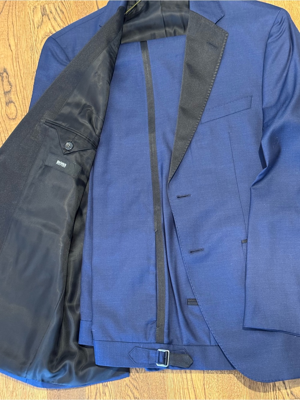 Hugo Boss Men's Navy Blue Tuxedo - Picture 2 of 6